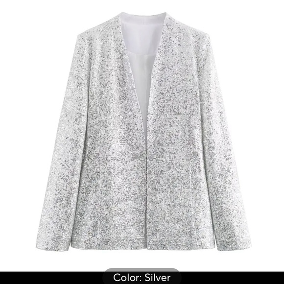 🎉New 2024 Silver Sparkle shorts set features a V-neck sequin blazer and shorts - Picture 5 of 16
